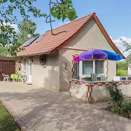 Haus Schoene In Lebbin