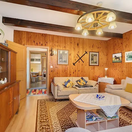 Holiday home Haus Schoene In Lebbin *