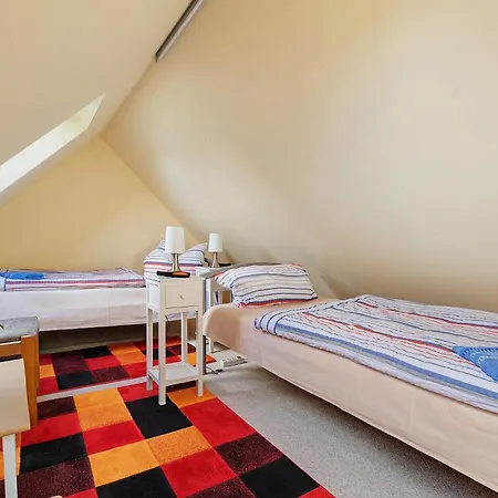 Haus Schoene In Lebbin *