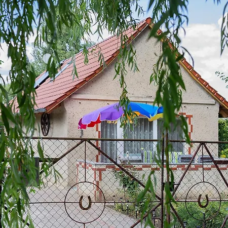 Haus Schoene In Lebbin *